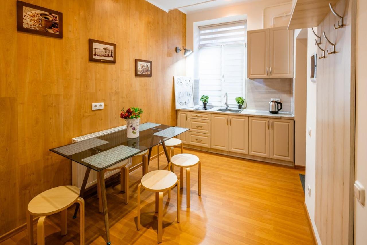 Alfa Apartments Svobody 31 Lviv Extérieur photo