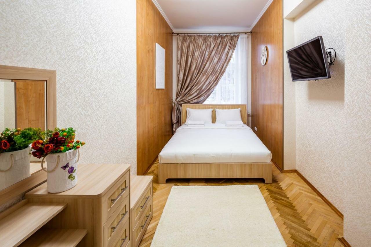 Alfa Apartments Svobody 31 Lviv Extérieur photo